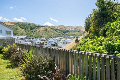 Photo of property in 5 Crompton Avenue, Churton Park, Wellington, 6037