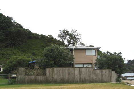 Photo of property in 1 Miro Road, Palm Beach, Waiheke Island, 1081