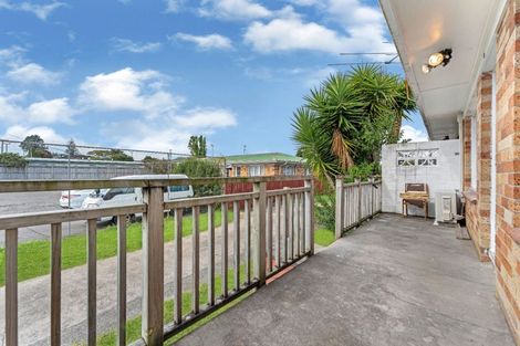 Photo of property in 1/6a View Road, Papakura, 2110