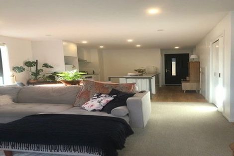 Photo of property in 1/27 Main Road, Wainuiomata, Lower Hutt, 5014