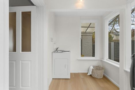 Photo of property in 15 Roa Road, Fendalton, Christchurch, 8041