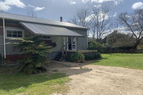 Photo of property in 1471 Masterton Castlepoint Road, Tauweru, Masterton, 5889