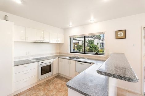 Photo of property in 11a Puriri Avenue, Orewa, 0931