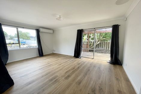 Photo of property in 23 Balloch Street, Randwick Park, Auckland, 2105