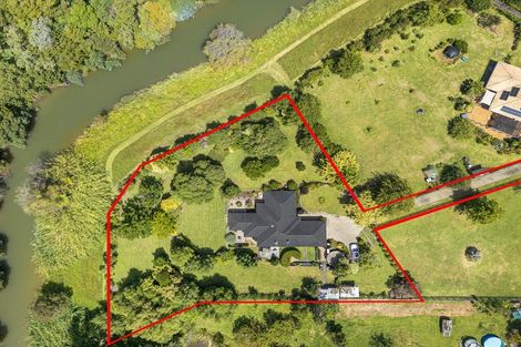 Photo of property in 20 Puhoi Close, Puhoi, Warkworth, 0994