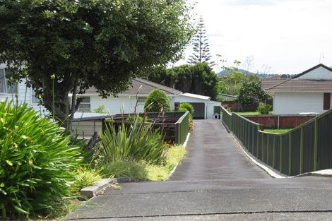 Photo of property in 76 Taylor Road, Mangere Bridge, Auckland, 2022