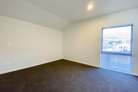 Photo of property in 10 Wheatsheaf Lane, Heathcote Valley, Christchurch, 8022