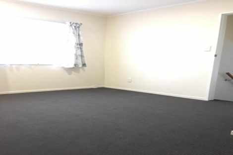 Photo of property in 2/9 Midvale Place, Burswood, Auckland, 2013
