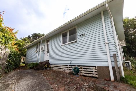 Photo of property in 9 Berrymead Way, Karori, Wellington, 6012