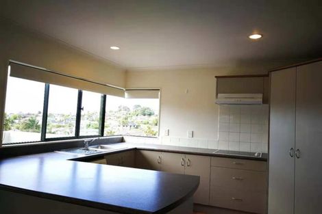 Photo of property in 62b Hogarth Rise, West Harbour, Auckland, 0618