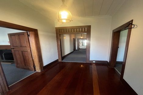 Photo of property in 228 Devon Street West, New Plymouth, 4310