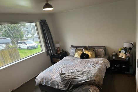 Photo of property in 2/15 Panama Road, Mount Wellington, Auckland, 1062