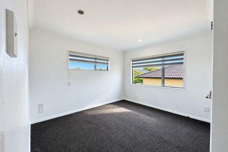 Photo of property in 10 Andrusha Place, Flat Bush, Auckland, 2019