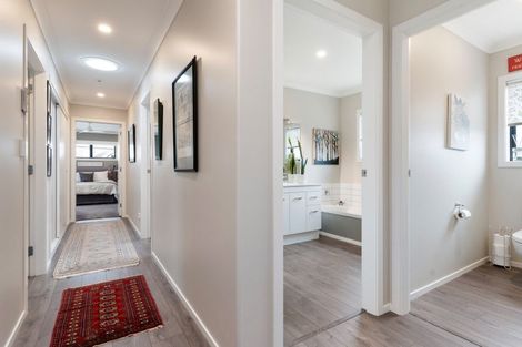 Photo of property in 8 Austin Reid Avenue, Carterton, 5713