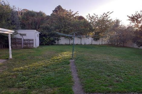 Photo of property in 39 Kenney Crescent, Fairfield, Hamilton, 3214