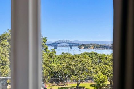 Photo of property in 3 Marine Terrace, Bayswater, Auckland, 0622