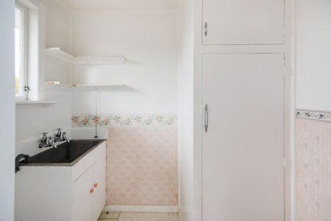 Photo of property in 5 Kaituna Street, Milson, Palmerston North, 4414