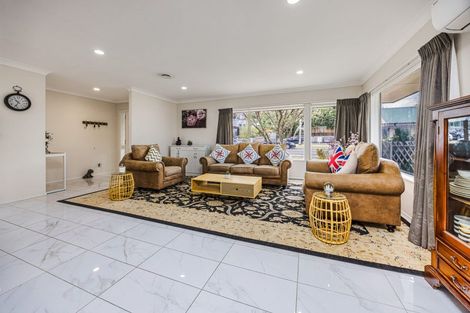 Photo of property in 124 Charles Prevost Drive, The Gardens, Auckland, 2105