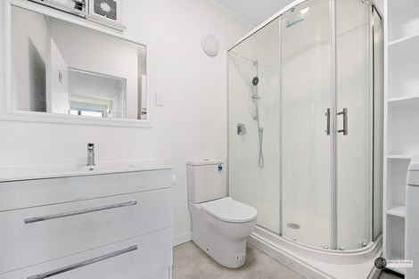 Photo of property in Hobson Court Flats, 58/70 Hobson Street, Thorndon, Wellington, 6011