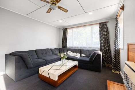 Photo of property in 15 Livingstone Avenue, Nawton, Hamilton, 3200