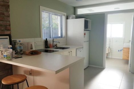 Photo of property in 39a Mantell Street, Seatoun, Wellington, 6022