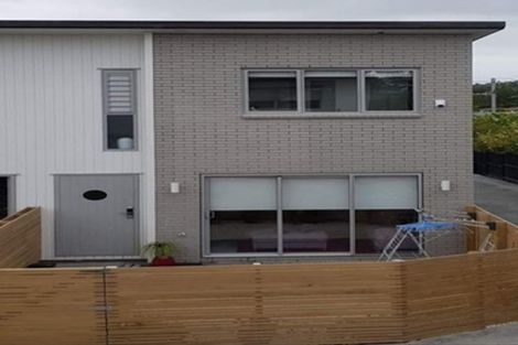 Photo of property in 2/49 Arawa Street, New Lynn, Auckland, 0600