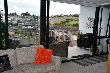 Photo of property in 303/1 Bluegrey Avenue, Stonefields, Auckland, 1072