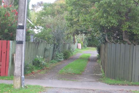 Photo of property in 178a Henderson Valley Road, Henderson, Auckland, 0612