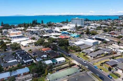 Photo of property in 1/73 Florence Avenue, Orewa, 0931