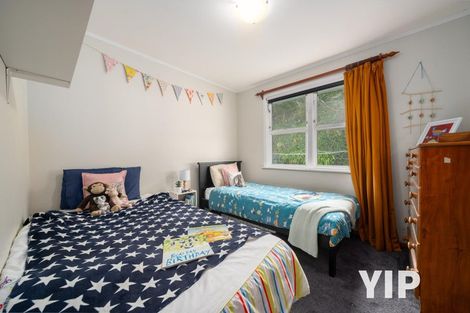Photo of property in 7 Catherine Crescent, Paparangi, Wellington, 6037