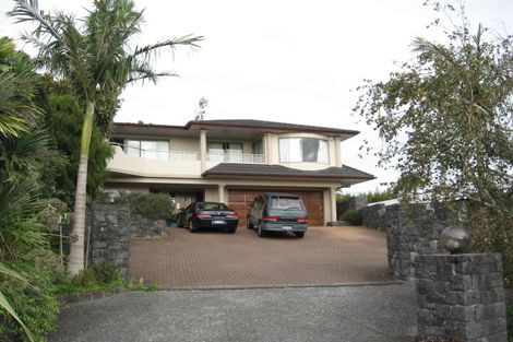 Photo of property in 14 Nickleby Place, Mellons Bay, Auckland, 2014