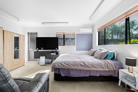 Photo of property in 22 Dorchester Place, Nawton, Hamilton, 3200