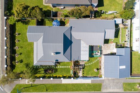 Photo of property in 1 Bryant Street, Takaro, Palmerston North, 4412