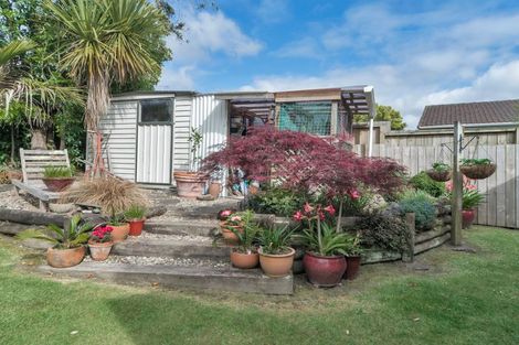Photo of property in 22 Salamanca Road, Sunnynook, Auckland, 0620