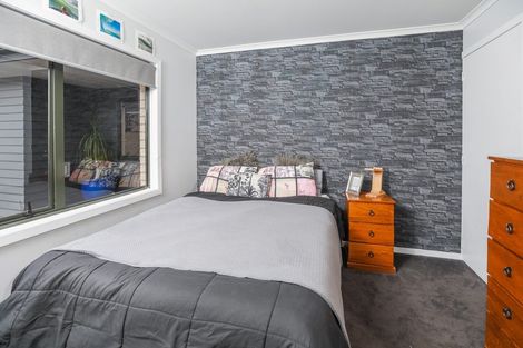 Photo of property in 25 Halcione Close, Flagstaff, Hamilton, 3210