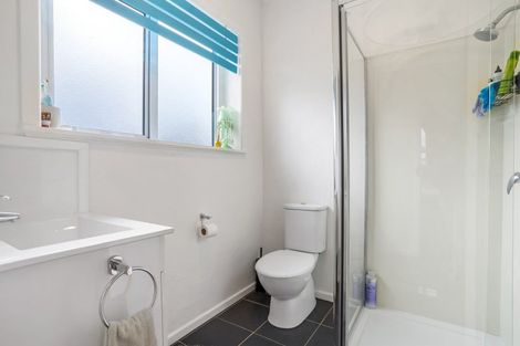 Photo of property in 25 Queen Street, Winton, 9720