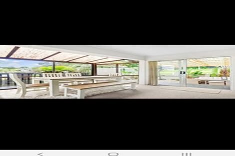 Photo of property in 16 Glenbervie Crescent, Massey, Auckland, 0614