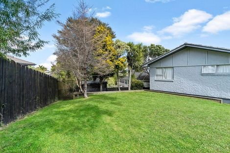 Photo of property in 12 Devonshire Road, Unsworth Heights, Auckland, 0632