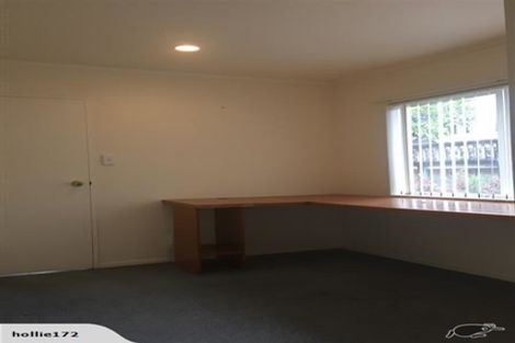 Photo of property in 37a Roys Road, Weymouth, Auckland, 2103