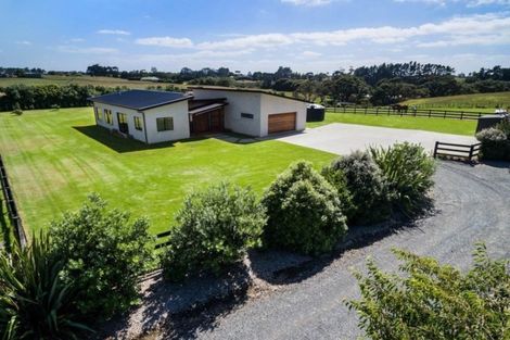 Photo of property in 125 Wharf Road, Clarks Beach, Pukekohe, 2679