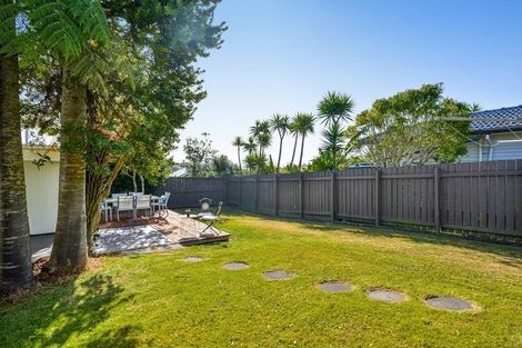 Photo of property in 6 Seon Place, Birkdale, Auckland, 0626