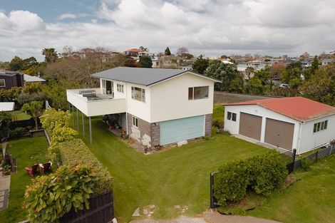 Photo of property in 37 Seaway Terrace, Otumoetai, Tauranga, 3110