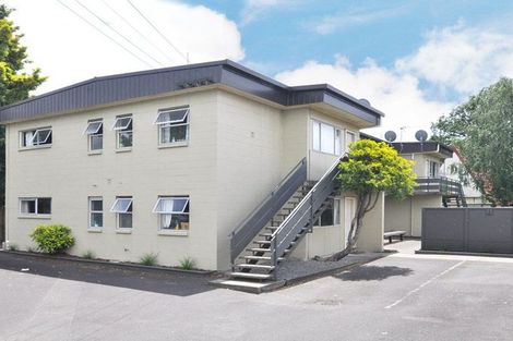 Photo of property in 5/17 May Street, Hamilton East, Hamilton, 3216