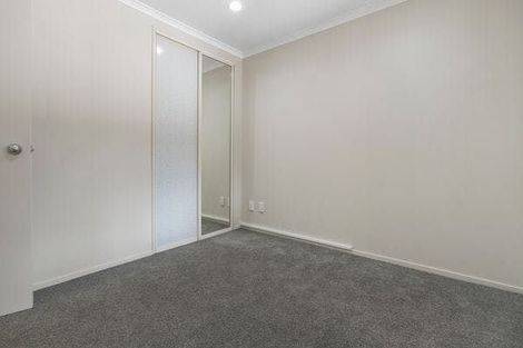 Photo of property in 8 Carisbrook Crescent, Papakura, 2110