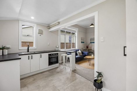 Photo of property in 218 Oxford Street, South Dunedin, Dunedin, 9012