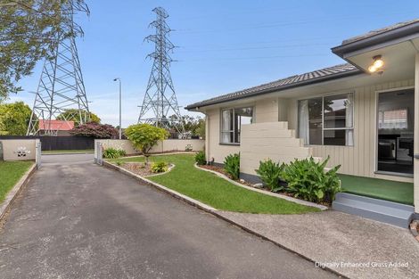 Photo of property in 62 Denise Crescent, Hornby, Christchurch, 8042