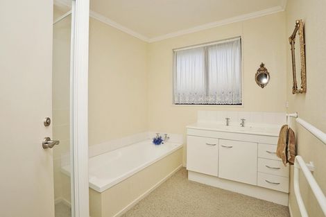 Photo of property in 118 Newcastle Street, Windsor, Invercargill, 9810