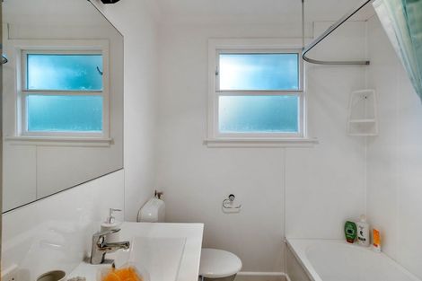 Photo of property in 112a Totara Street, Riccarton, Christchurch, 8041