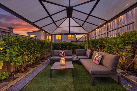 Photo of property in 10 Sophie Lane, Henderson, Auckland, 0612
