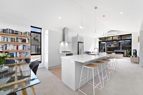 Photo of property in 8 Breaker Lane, Arthurs Point, Queenstown, 9371